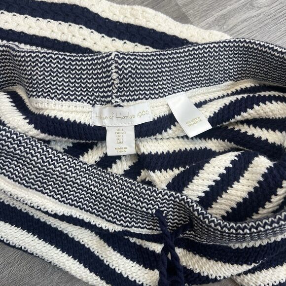 House Of Harlow Striped Shorts Navy white crochet Drawstring Waist NWOT Large - Picture 6 of 6